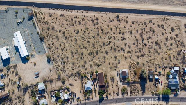 Joshua Tree, CA 92252,61981 Sunburst CIR
