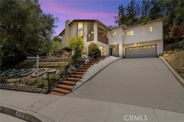 Glendale, CA 91208,1438 Hillside DR