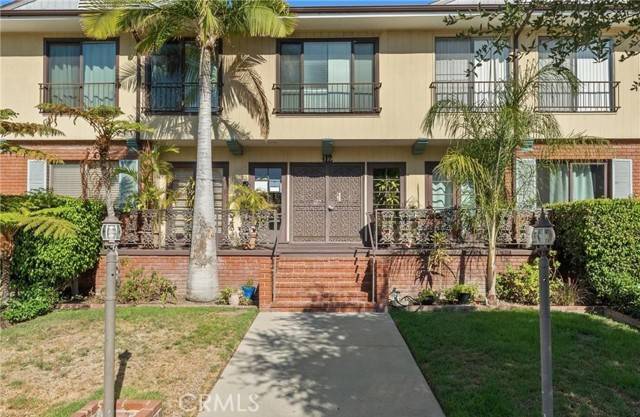 Glendale, CA 91206,312 N Louise ST 210