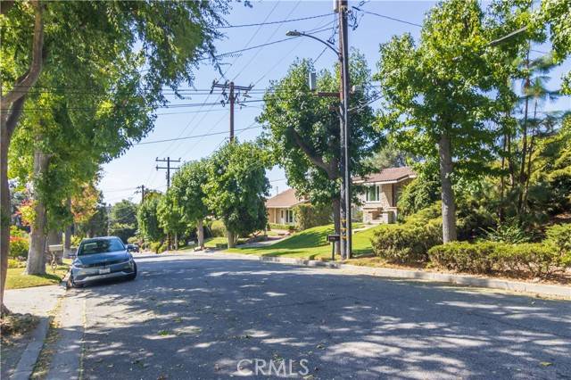 Altadena, CA 91001,4369 El Prieto RD