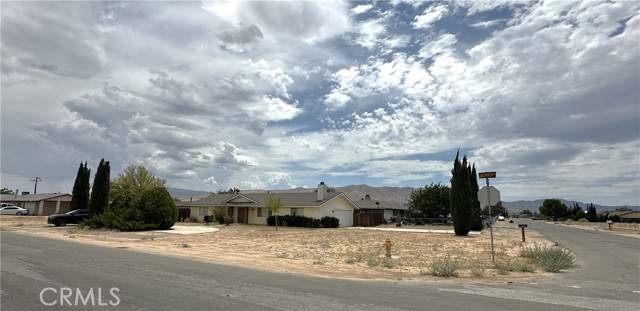 Apple Valley, CA 92308,20489 20489 Wren