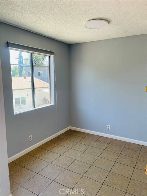 Granada Hills, CA 91344,17082 Chatsworth ST D