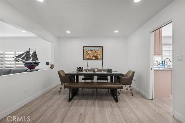 Chatsworth, CA 91311,22041 Kinzie ST