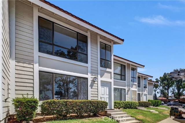 Lake Forest, CA 92630,25885 Trabuco 57