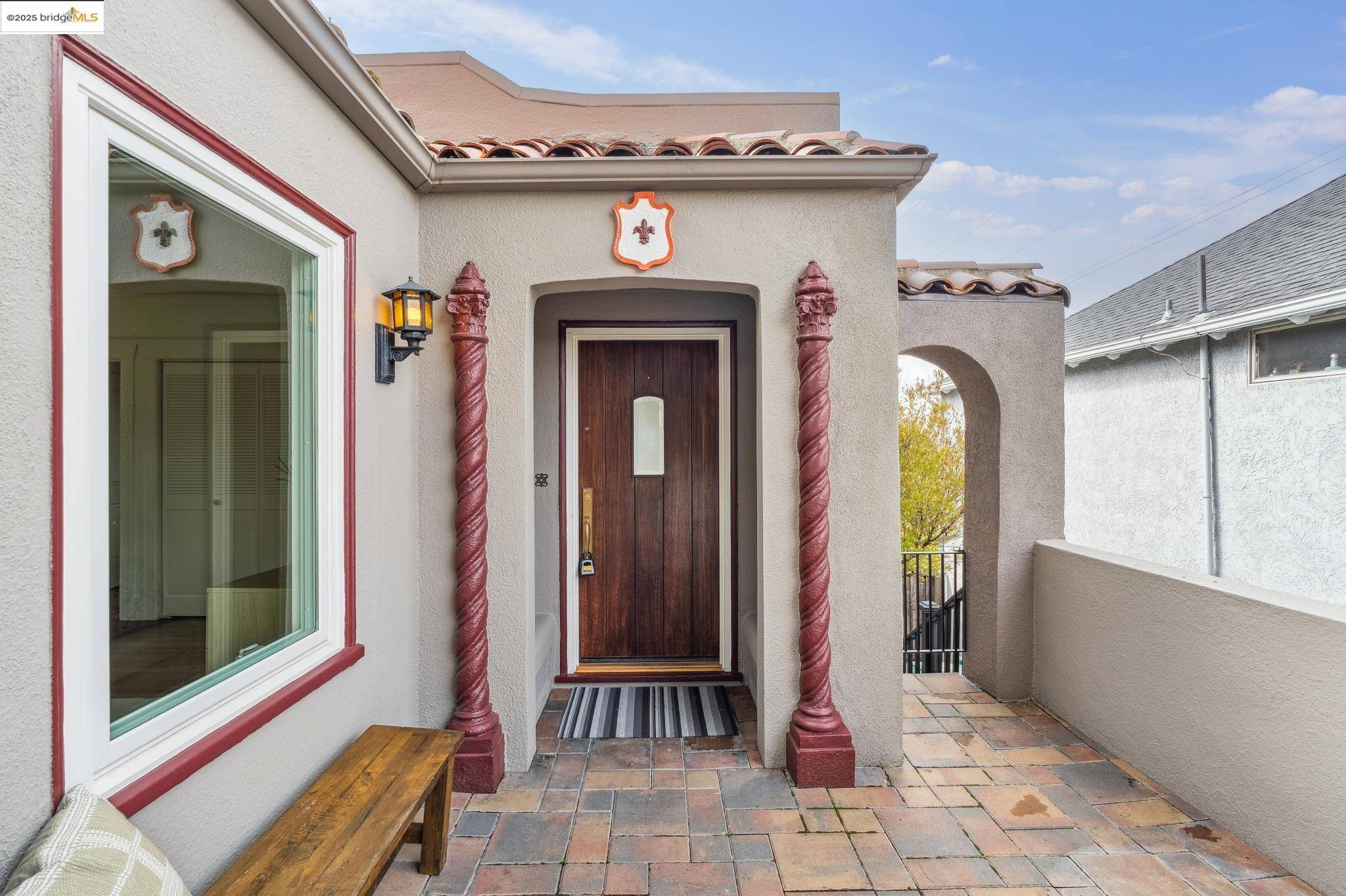 Oakland, CA 94602,1107 Wellington St