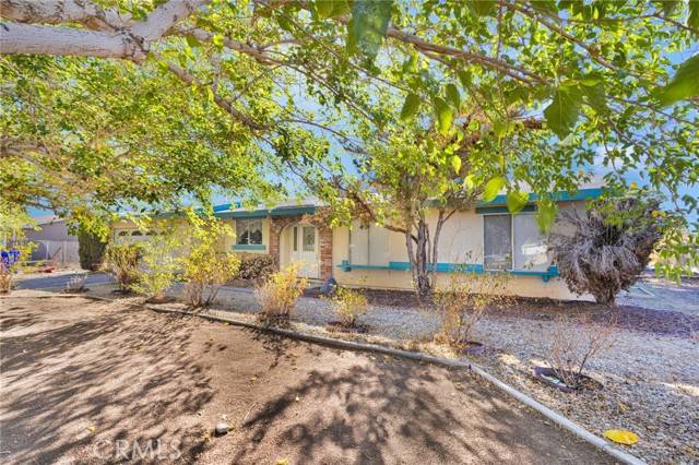 Apple Valley, CA 92308,12566 Iroquois RD