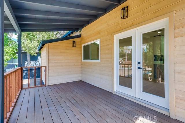 Los Angeles, CA 90065,2834 Delevan