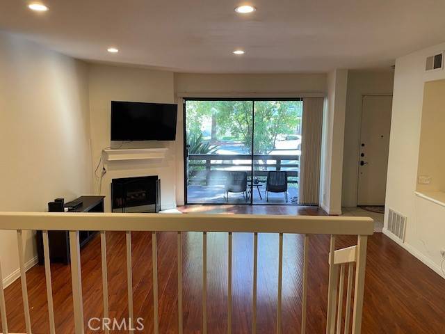 Woodland Hills, CA 91367,21901 Burbank