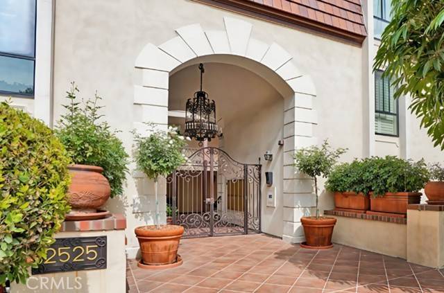 Palos Verdes Estates, CA 90274,2525 Via Campesina 301