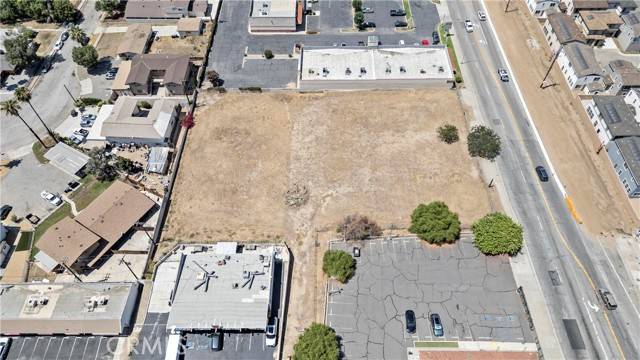 Highland, CA 92346,3553 E Highland AVE