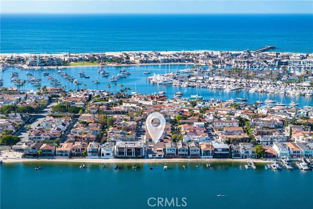 Newport Beach, CA 92663,318 Via Lido Nord