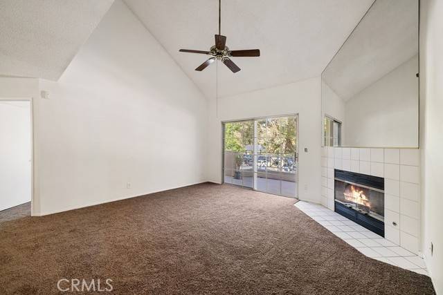 Valencia, CA 91355,23807 Del Monte Drive 124