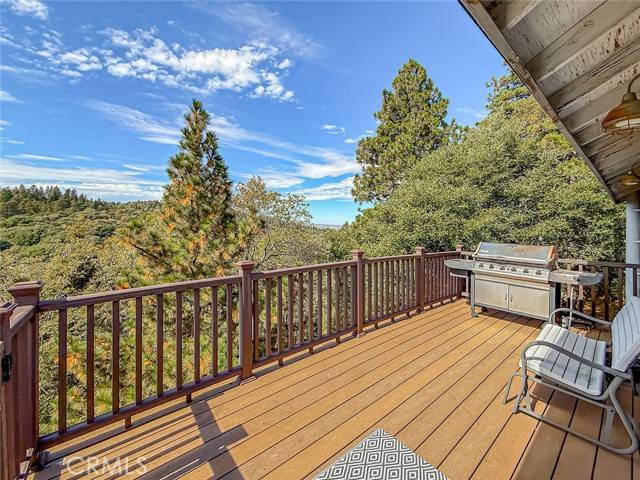 Crestline, CA 92325,152 Pine Ridge RD