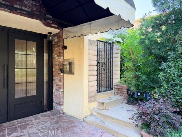 Sherman Oaks, CA 91423,14106 Dickens ST 101