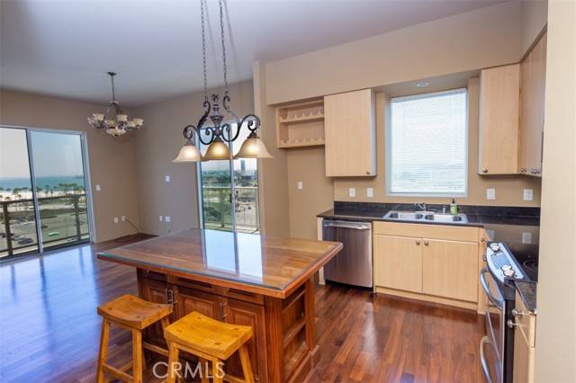 Long Beach, CA 90802,488 E Ocean