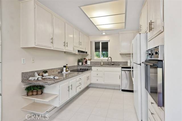 Laguna Woods, CA 92637,2117 Via Puerta P