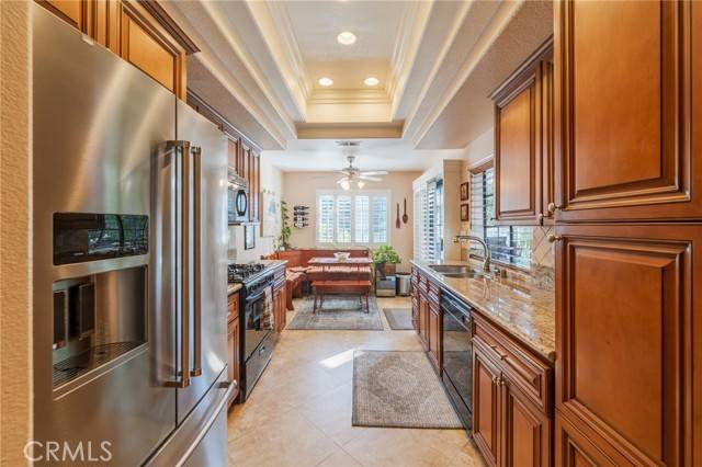 Huntington Beach, CA 92646,8122 Seawater