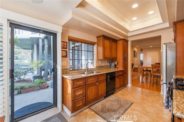 Huntington Beach, CA 92646,8122 Seawater