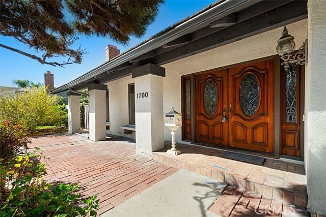 Newport Beach, CA 92660,1700 Port Margate Pl