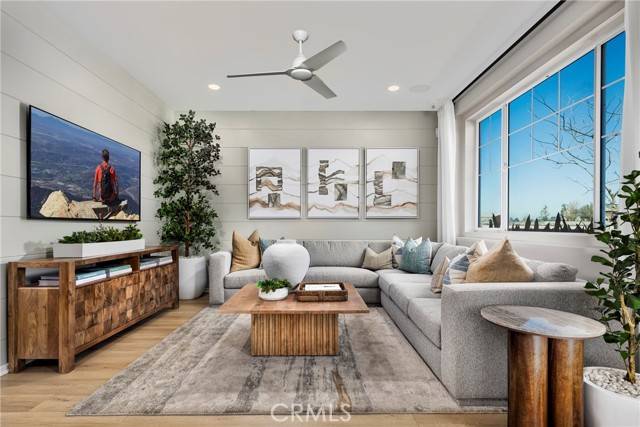 Ontario, CA 91761,3342 S. LAFAYETTE PASEO