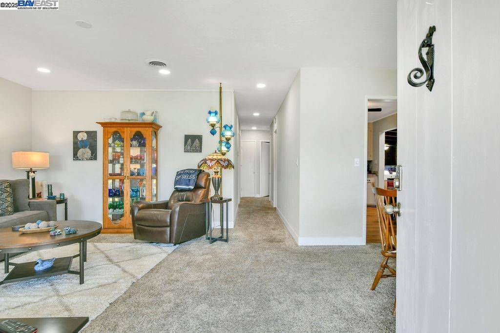 San Lorenzo, CA 94580,1311 Via Manzanas