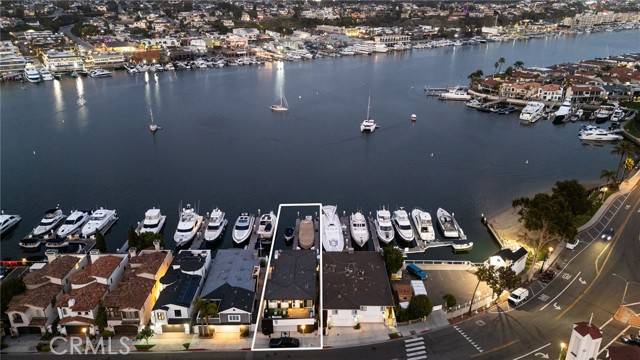 Newport Beach, CA 92663,3322 Via Lido