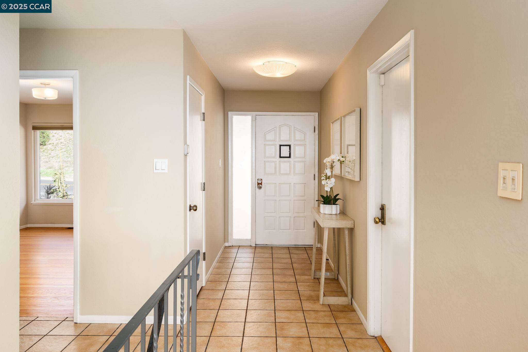 Oakland, CA 94619,353 Crestmont Dr