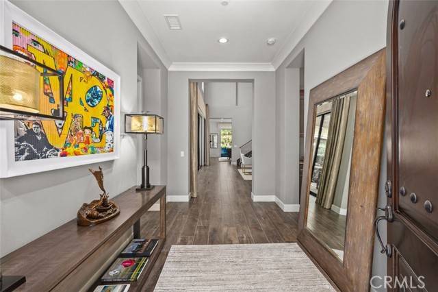 Irvine, CA 92602,116 Knob CRK