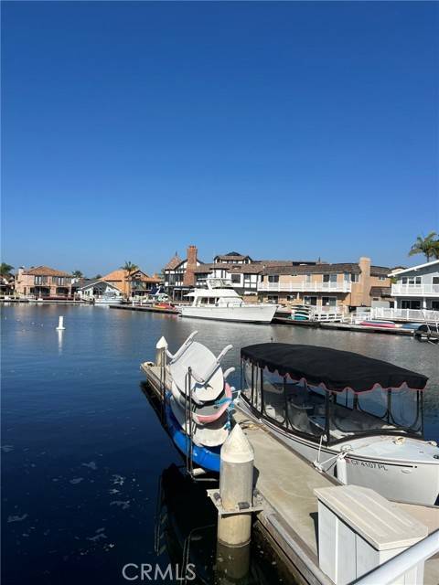 Huntington Beach, CA 92649,4051 Davenport DR