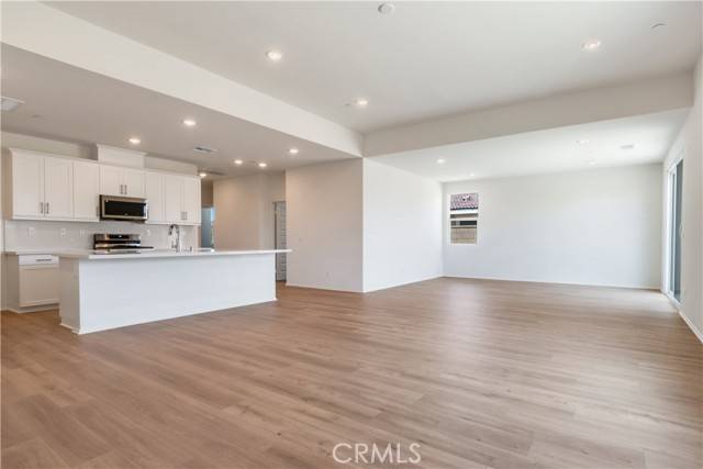 Victorville, CA 92392,13739 Mesa VW