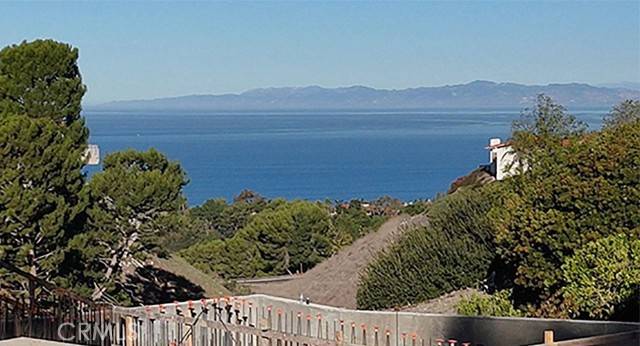 Palos Verdes Estates, CA 90274,1417 Via Coronel