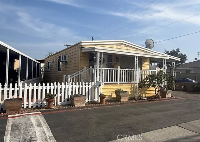 Gardena, CA 90248,17705 S Western 16