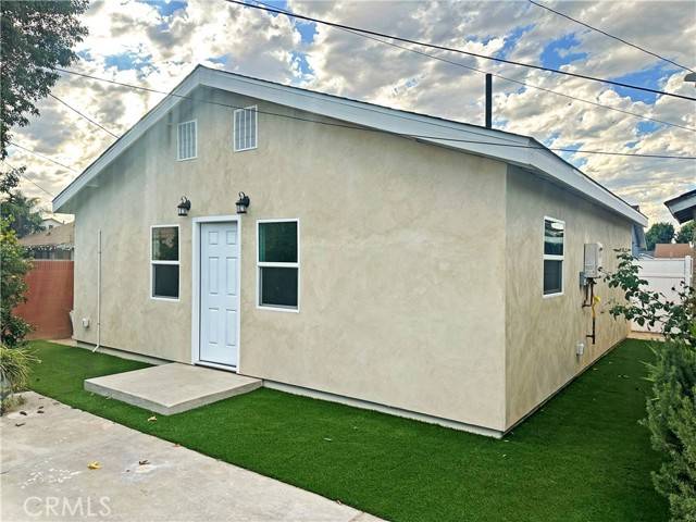 Downey, CA 90241,7642 Arnett A
