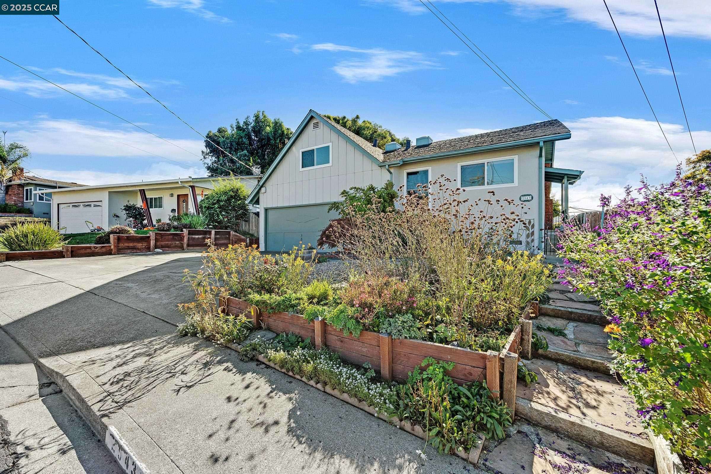 Pinole, CA 94564,2543 Francis Dr