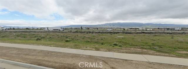 Tehachapi, CA 93561,8 Challenger