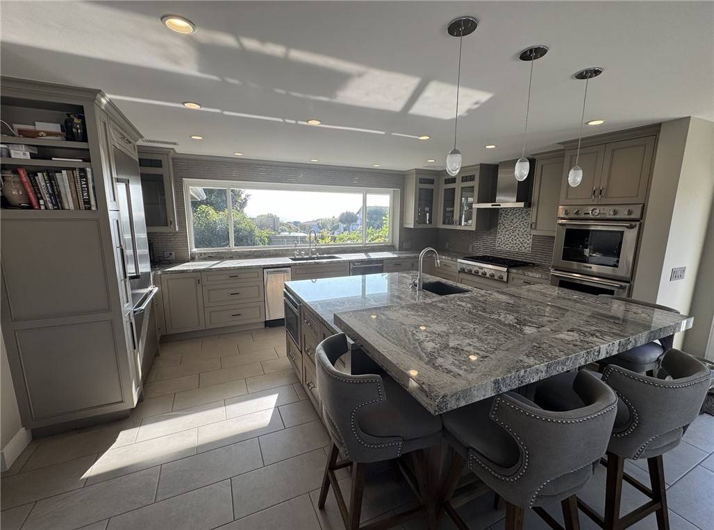 Corona Del Mar, CA 92625,3800 Topside LN