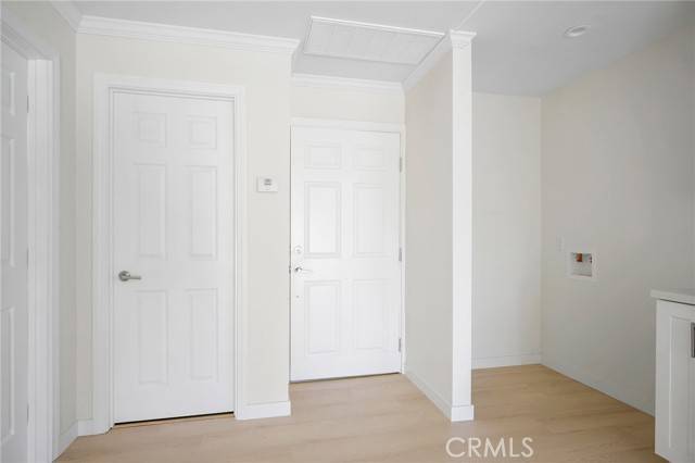 North Hollywood, CA 91601,5228 Auckland 3