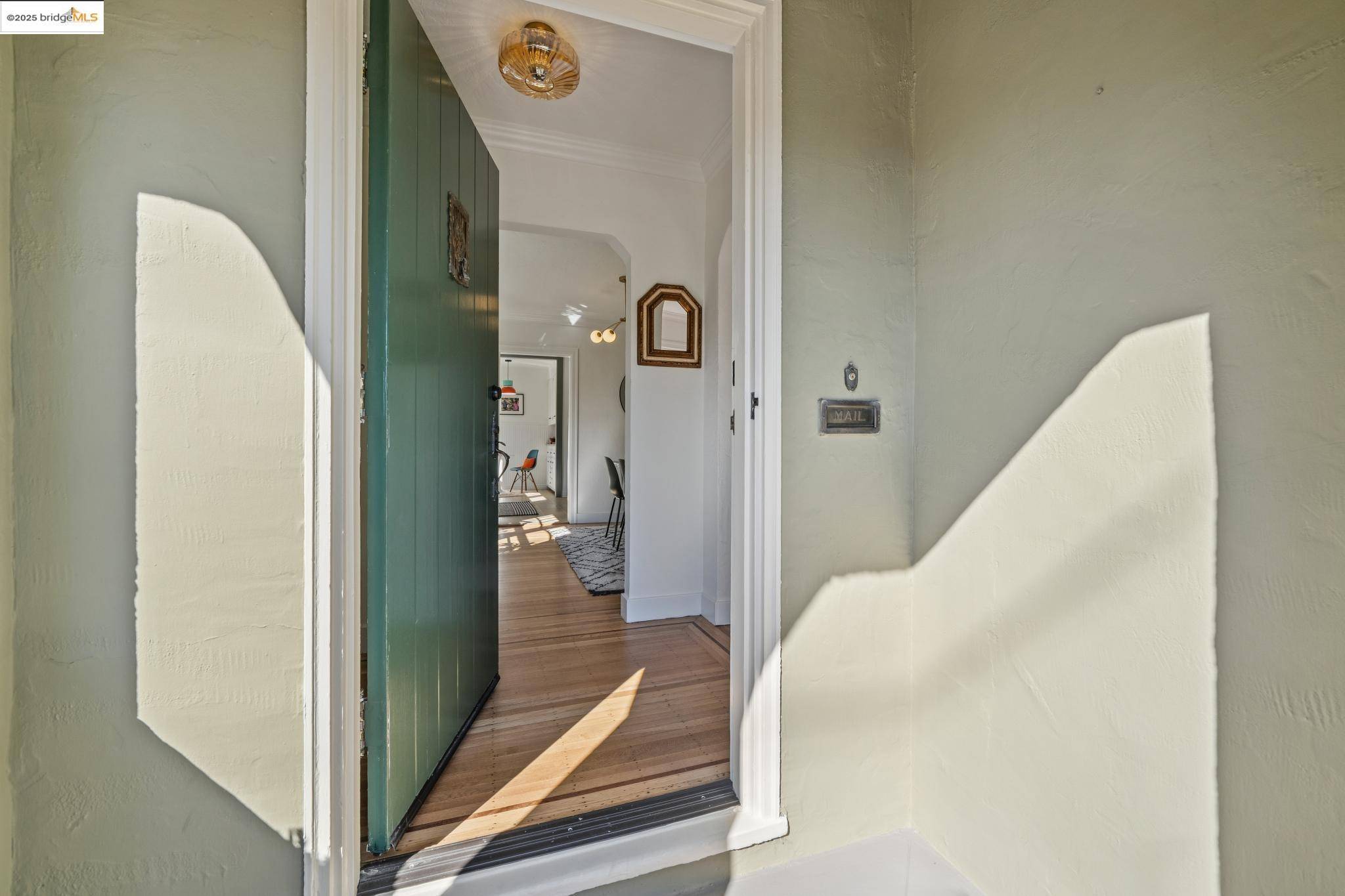 San Leandro, CA 94577,244 W Broadmoor Blvd