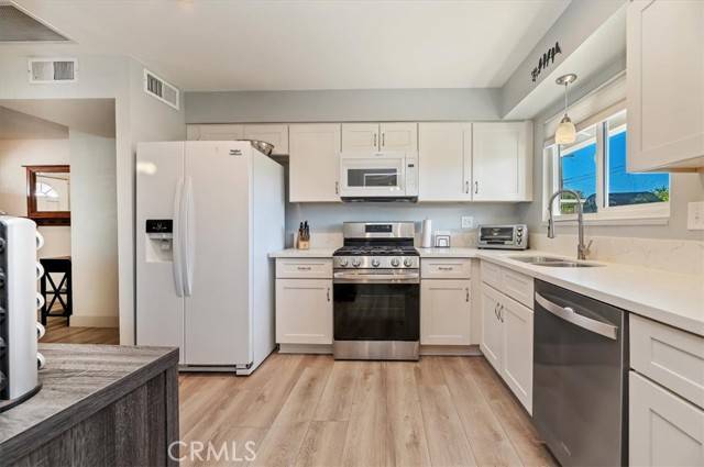 Menifee, CA 92586,26451 Ridgemoor RD