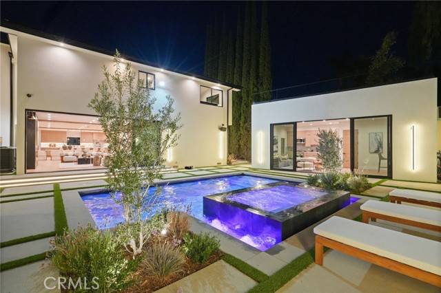 Encino, CA 91316,4551 Alonzo AVE