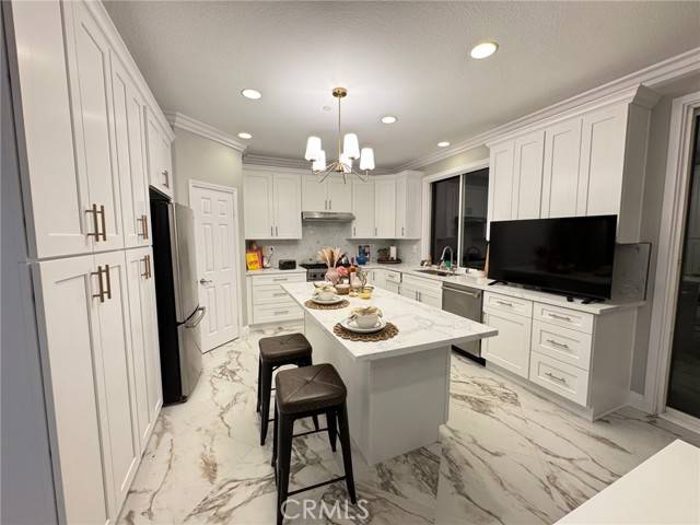 Yorba Linda, CA 92886,17175 Sweet Bay CT