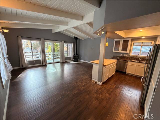 Running Springs, CA 92382,31014 Glen Oak DR