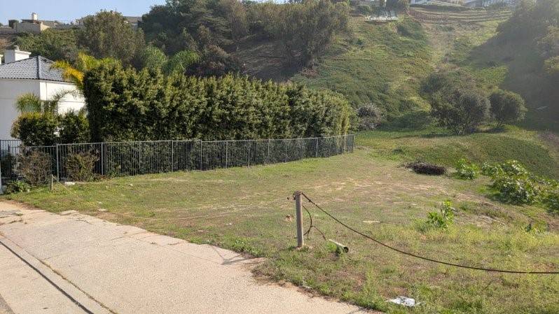 Baldwin Hills, CA 90008,3986 S Cloverdale