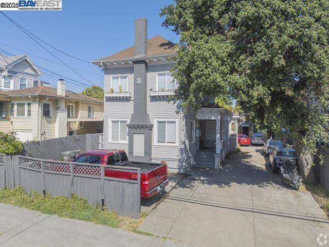 Oakland, CA 94601,1832 Fruitvale Ave