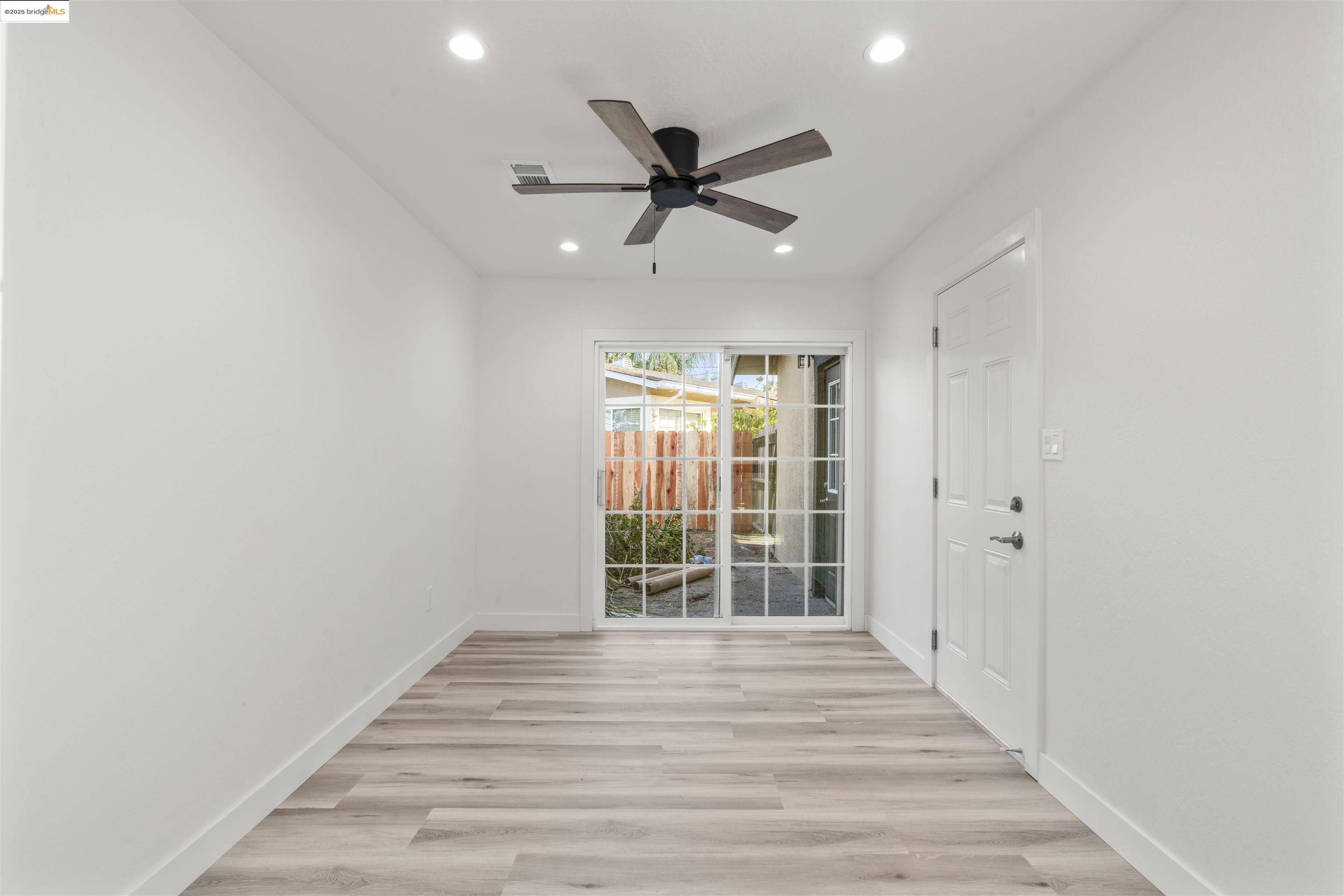 Bay Point, CA 94565,60 Riverside Ct