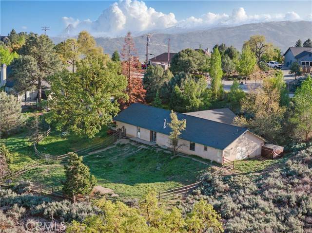Tehachapi, CA 93561,24980 Sunset WAY