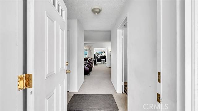 Burbank, CA 91504,919 E Delaware RD