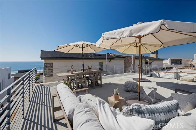 Manhattan Beach, CA 90266,125 16th PL