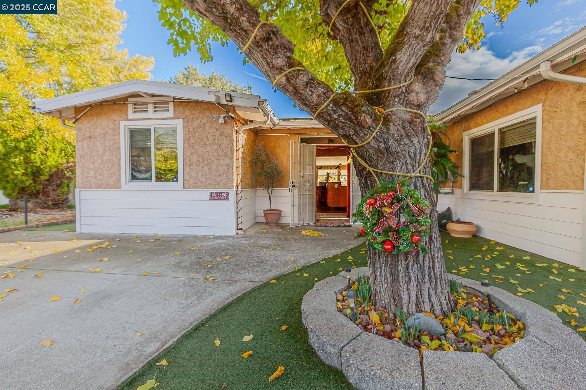 Clearloaks, CA 95423,12753 Shoreview