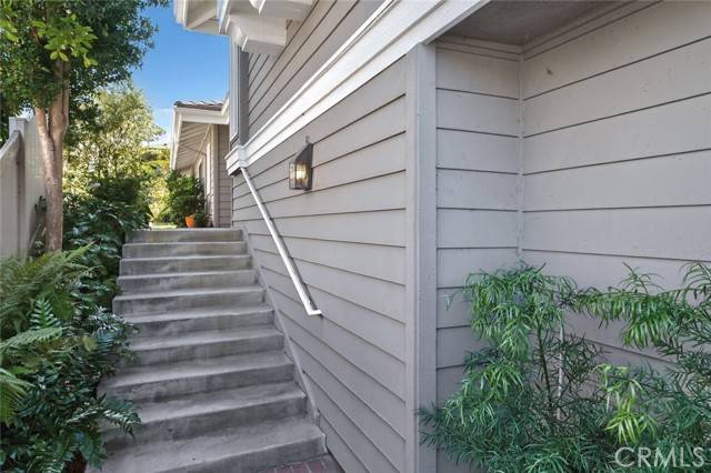 Corona Del Mar, CA 92625,928 Gardenia WAY